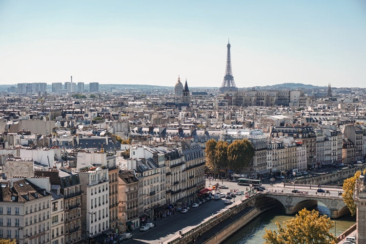3 romantic places to visit in Paris 🌹 by Bihotz Paris